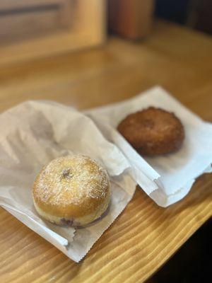 Ube Malasada & Curry bun