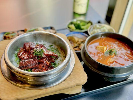 Must try their Sotbap!!!