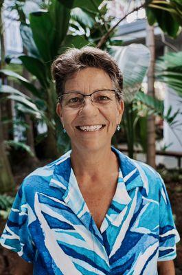 Hawaiian Lomi Lomi Massage Therapy