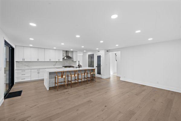 Newport Beach Listing. Record Breaking Sale for the Santa Ana Heights Neighborhood.