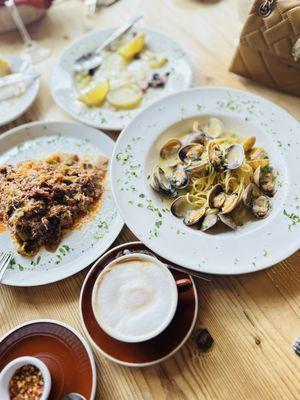 Linguini Alle Vongole, Polpo Al Limone, Bolognese, Cannolo Siciliano