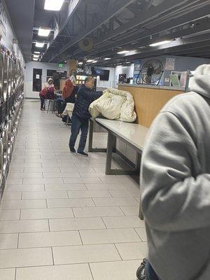 Spin Cycle Laundry of Sacramento