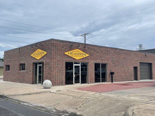 Licatino's Collision Center