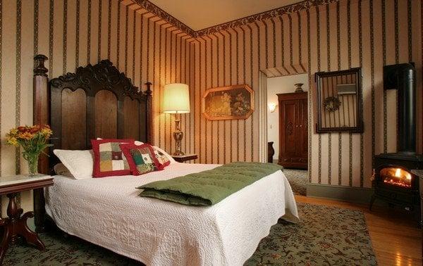 Lafayette Inn