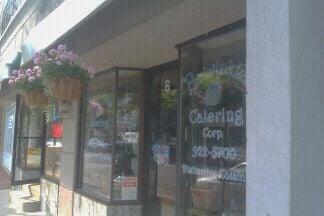 Periwinkles Catering And Cafe