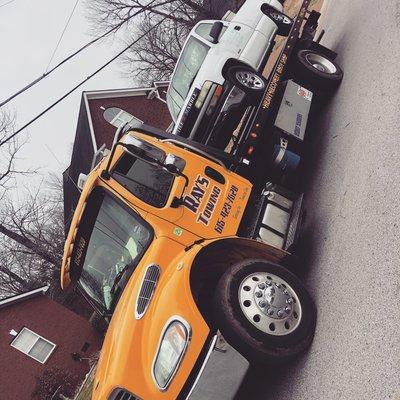 Ray's Towing & Recovery