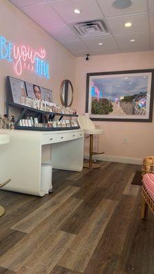 Waiting area and beauty/makeup items