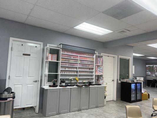 Av's Spa & Salon