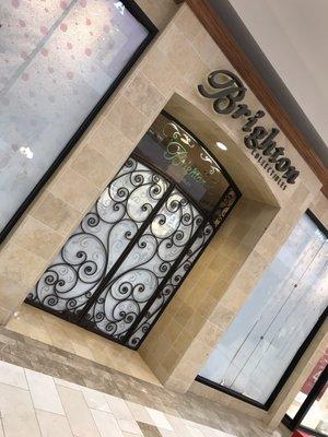 Brighton - Escondido