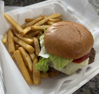 Everything Cheeseburger and fríes.
