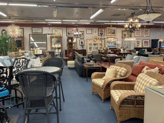 True Treasures Consigned Furniture & Home Decor