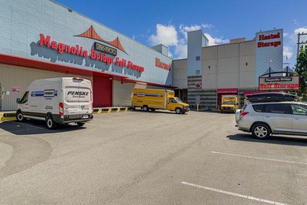 Magnolia Bridge Self Storage rental office. We also rent Penske moving trucks for your convenience.