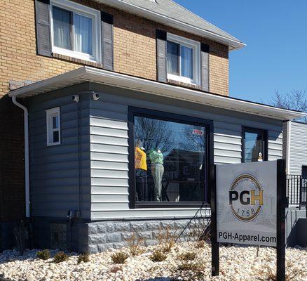 A nice shop on the Pike