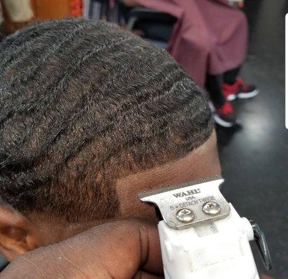 Roc's Clippers Cuts & Curls