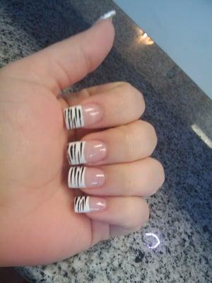 zebra nails