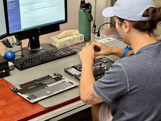 Dell® computer repairs with Dell® genuine parts and by Dell®-certified technicians