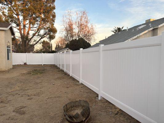 Lancaster Vinyl Fencing Project - Privacy Fence p2