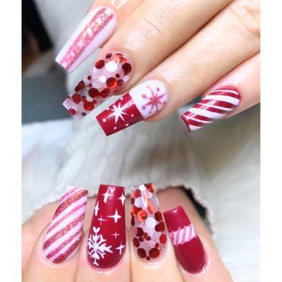 Get Ready to Shine in 2025 with Gorgeous Nails!