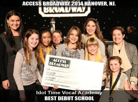 Idol Time's Vocal Troupe Winning Best Debut School 2014!