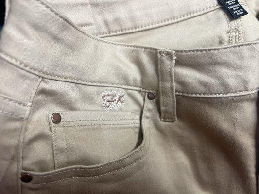 Add monogram
( embroidery)