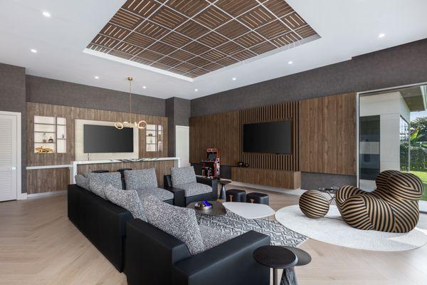 The Sanchez Team at Douglas Elliman
#miamirealestate #realestate #realtor