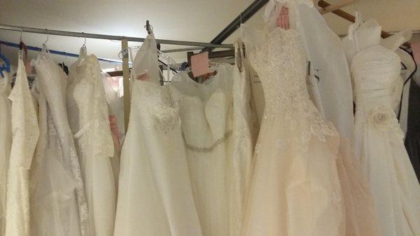 Young's Dress Maker & Alterations