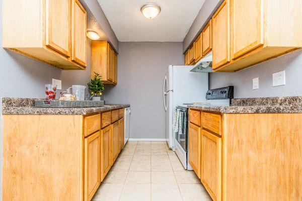 Fully equipped kitchen area