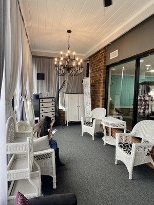 Twisted Sisters Salon