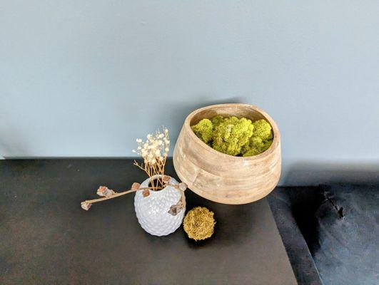 Decor....you won't feel like you are in a gym!