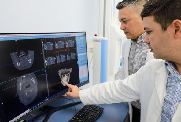 Castillo Dental Clinic Working