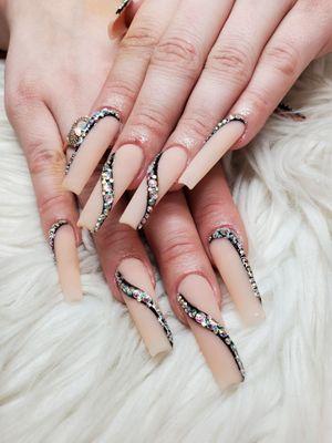 Top Nail & Spa