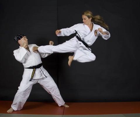 Fitness, Nutrition, Martial Arts, Kickboxing Classes and Private Training by Jennifer Cassetta