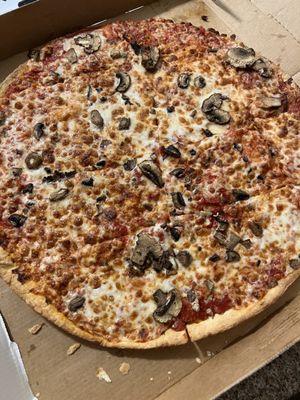 Thin Crust Cheese with mushrooms