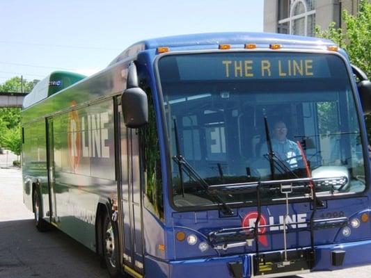 R-LINE Bus