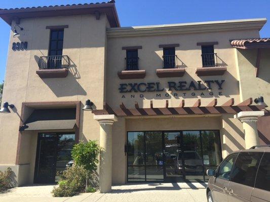 Jonathan Huyck | Excel Realty and Mortgage