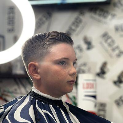 Redd's Barber Shop Club