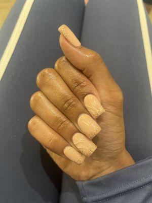 Simple and cute nails 3