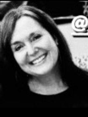 Hi, I'm Megan! I have been a licensed massage therapist since 2011 and a student of astrology since 2020.