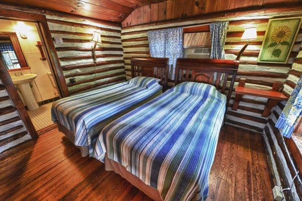 Cabin 7 - Lazy Dazy with two twin beds, microwave, small refrigerator and coffee maker. Air conditioned and heated.