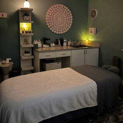 Emily H Cagle, LMT - Haman’s Healing Hands