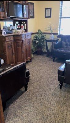 This is a photo of the waiting area for your family/driver... while you're in a sedated procedure, a family or driver has to stay on site!