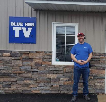 DO NOT DO BUSINESS
The main employee Randy (shown above) is misinformed, condensending, and disrespectful. I wish I could have my time back