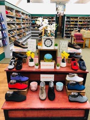 Women's Casual/Dress Shoes. Slip-On, Oxford, Mary Janes & more.