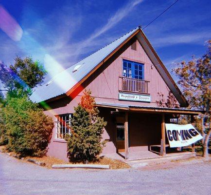 Secondhand Treasures