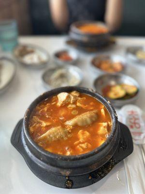 Dumpling soon tofu soup (spicy) T15 - Dumpling Tofu /
