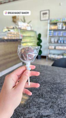 Amazing delicious cake pops and a variety of sweets