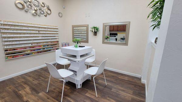 The nail drying station.