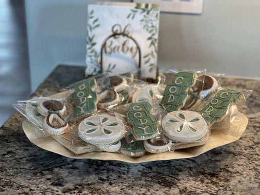 Custom cookies, individually packaged for guests to take home.