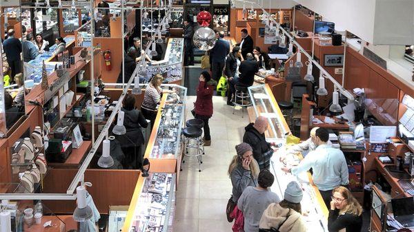 Futurama Diamond Center