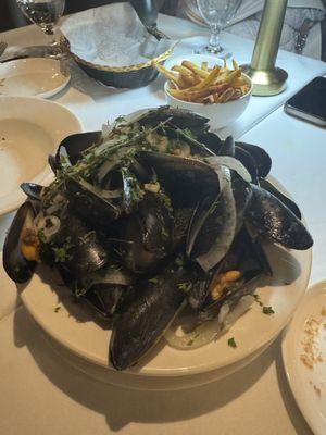 Moules Marinières: steamed in white wine and fresh herbs (classic)